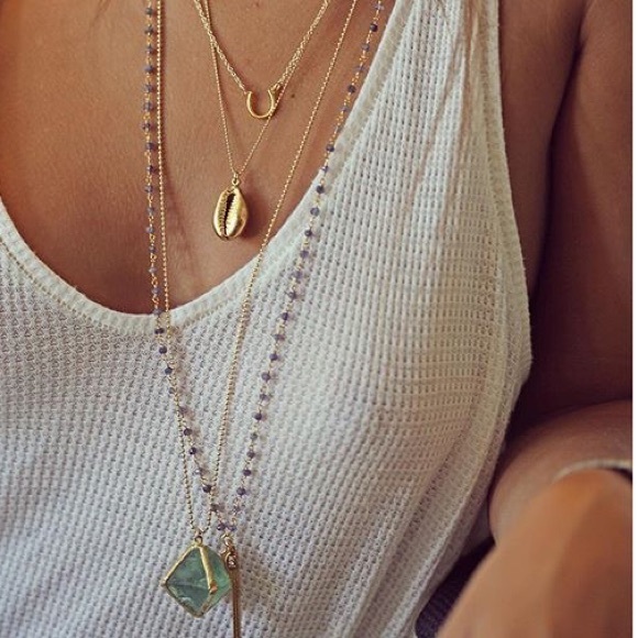 Brandy Melville Jewelry - LAST ONE SALE Gold Cowrie Shell Pendant Necklace